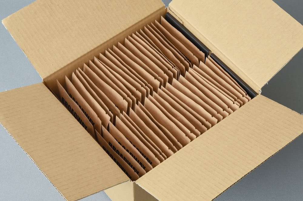 
The product will be shipped in a cardboard box.